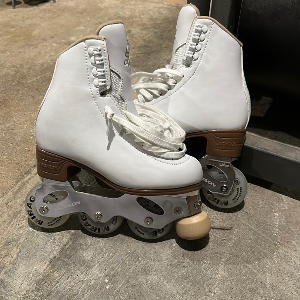 Jackson Atom Ultima Mystique Women's Inline Roller Skate